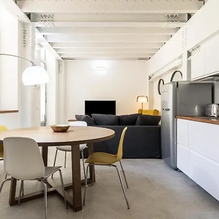 White Loft Navigli *